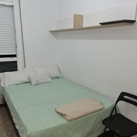 Piso Habitacion Барселона Экстерьер фото